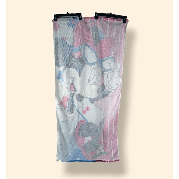Vintage Minnie Mouse Beach Towel 30 x 60 - Picture 2 of 8